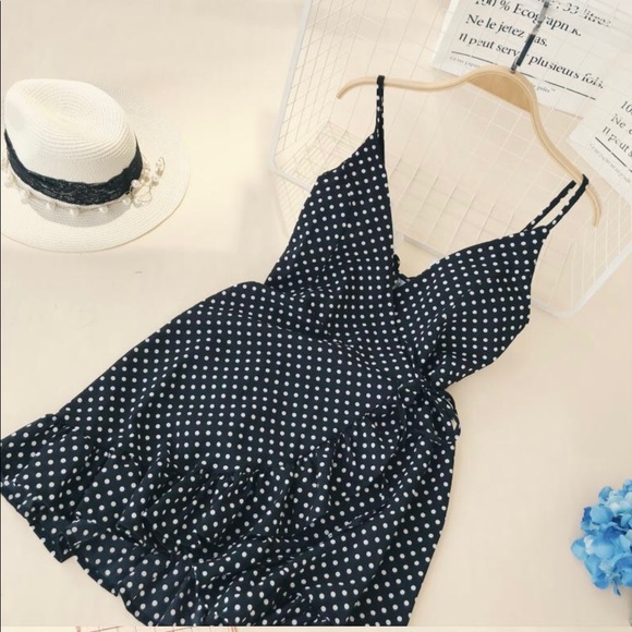 Dress polka dot blush lavender ruffle vneck dress - Picture 4 of 5